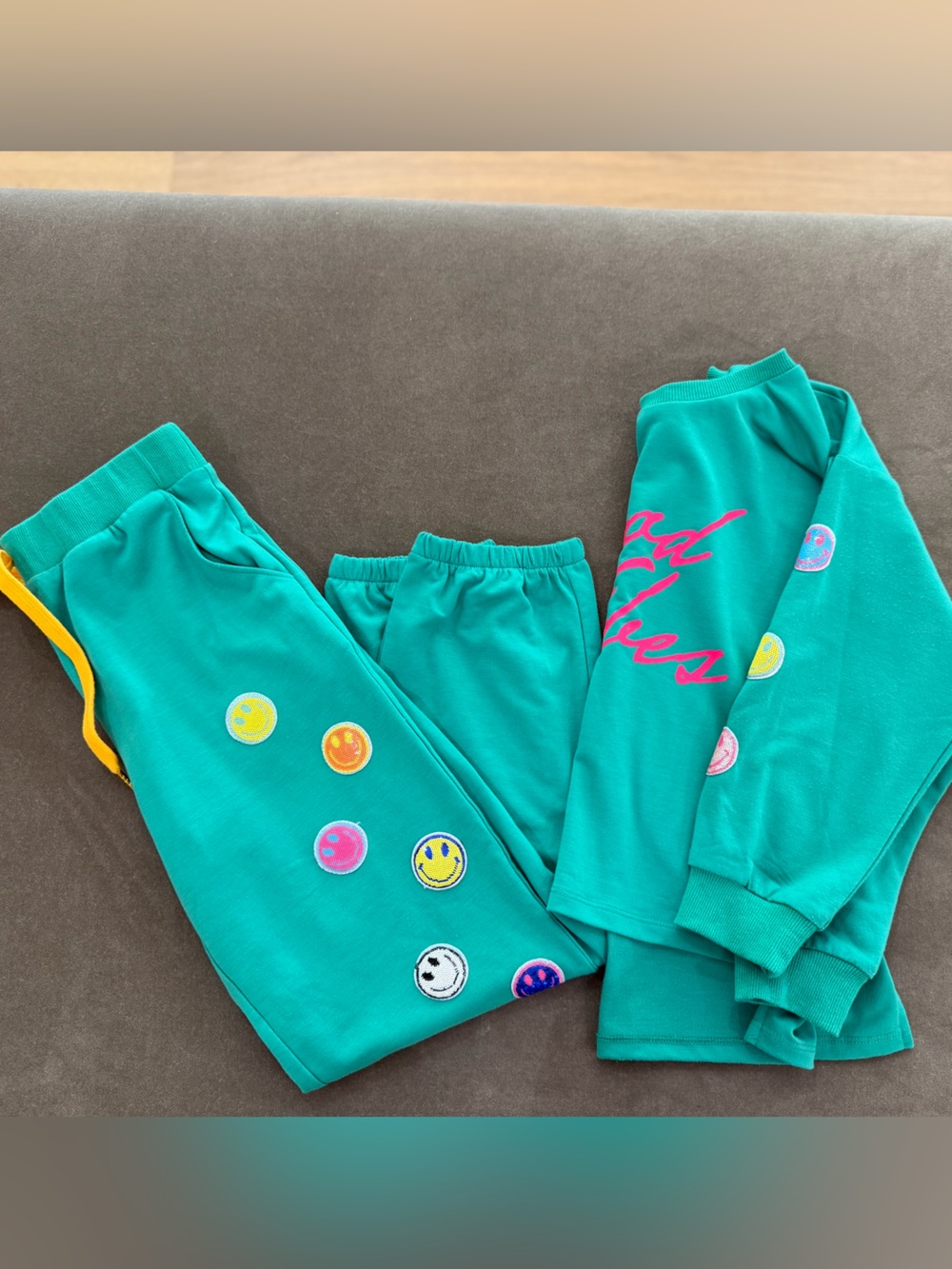 Hannah Banana Teal Sweatpants & Joggers Set with “Good Vibes” and Smiley Faces